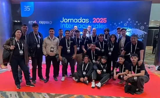 Compromiso con el futuro: estudiantes del Politécnico Formosa participaron en un evento global de tecnología