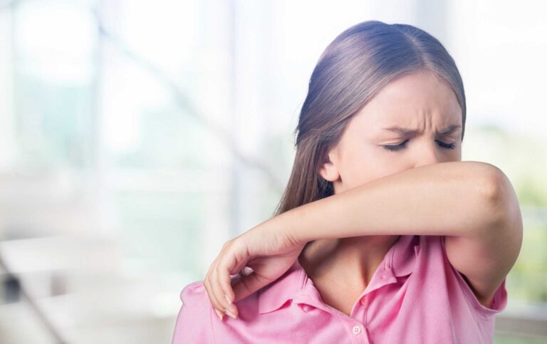 Insisten en cumplir con las medidas de prevención para evitar que los casos COVID-19 sigan subiendo