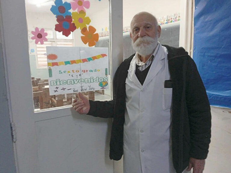 Yorg desaprueba la brecha entre la gestión escolar y el aula