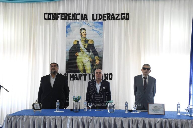 La Policía de Formosa recibió formación de un prestigioso Coronel retirado