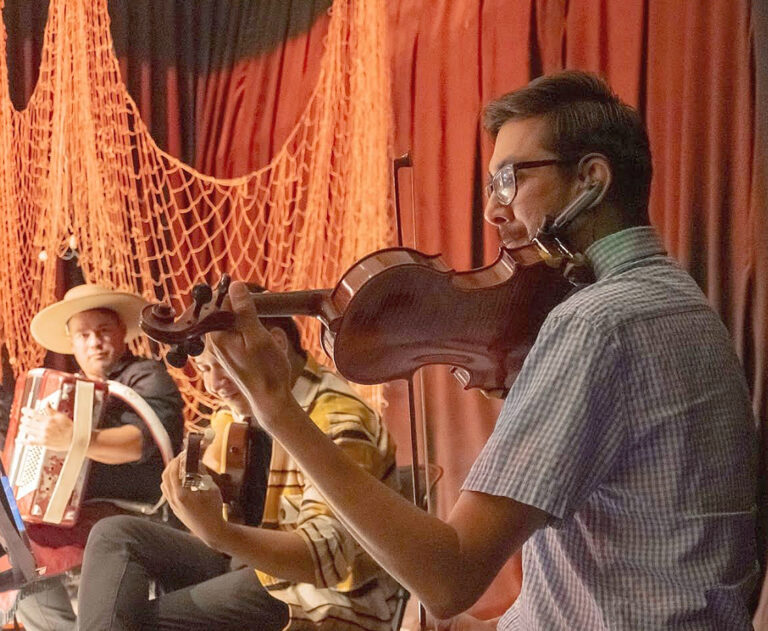 Celebrarán el Día de la Tradición con una gran velada en el Teatro de la Ciudad