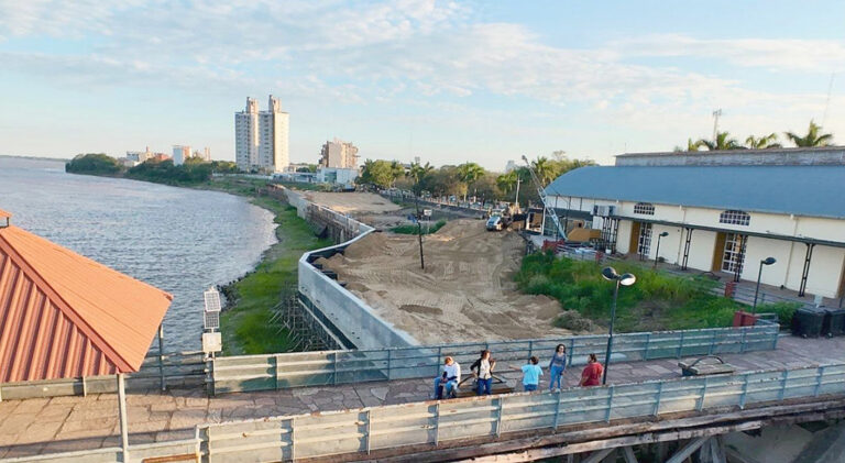 Obra del muro de contención en la Costanera capitalina se encuentra en su etapa final
