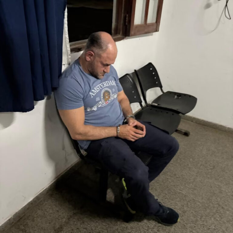 El abogado de Emerenciano Sena fue detenido otra vez y acusado del mismo delito: robar vacas