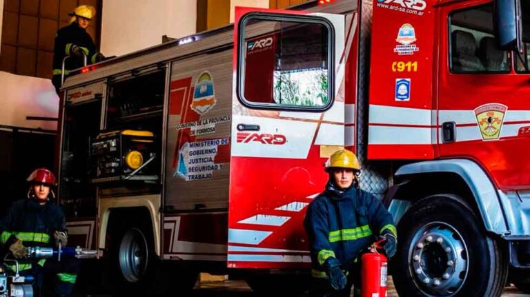 Barrio Guadalupe: Bomberos controlaron incendio y evitaron propagación