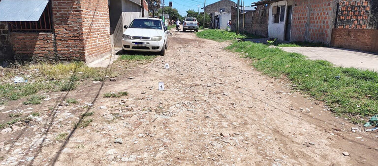 Barrio El Palomar: un joven permanece internado en estado reservado