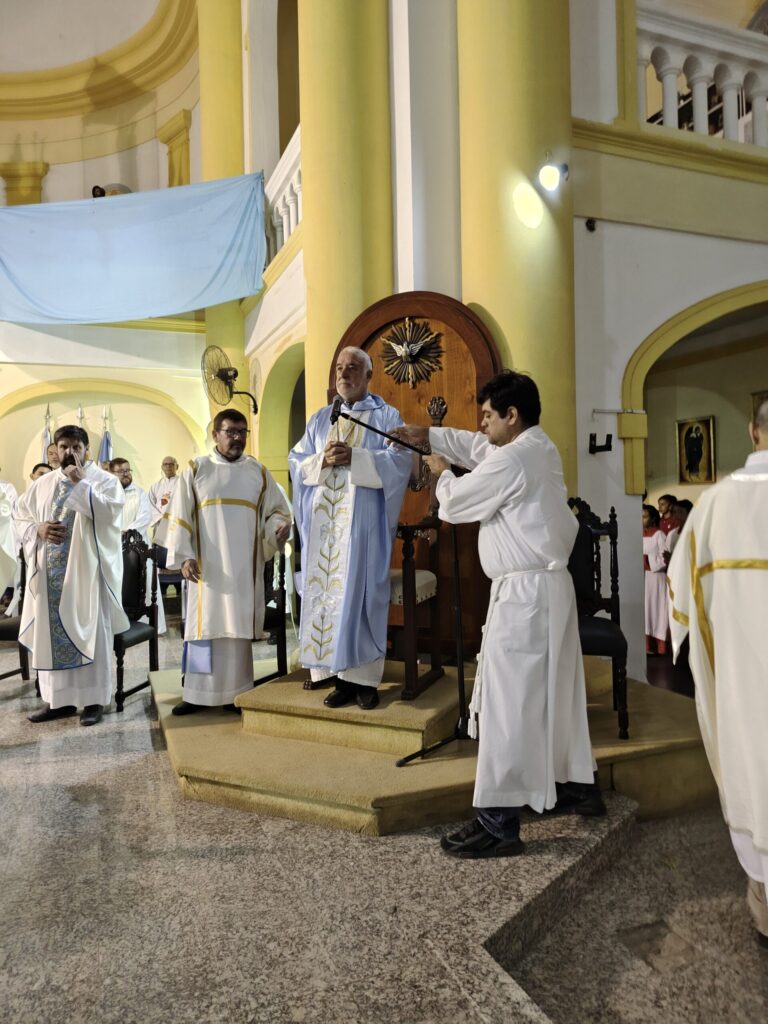 Homilía de Monseñor Conejero: La Verdadera Alegría en el Adviento
