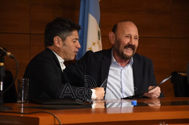 En el Polo Científico, Insfrán y Kicillof firmaron un convenio de colaboración