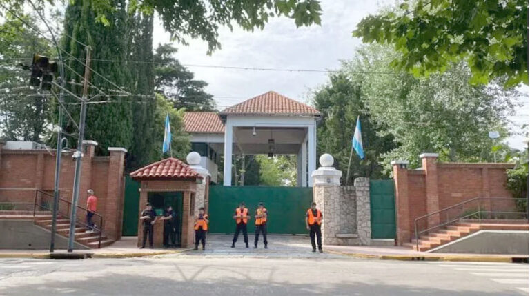 Cómo sigue el caso del soldado hallado muerto en la Quinta de Olivos