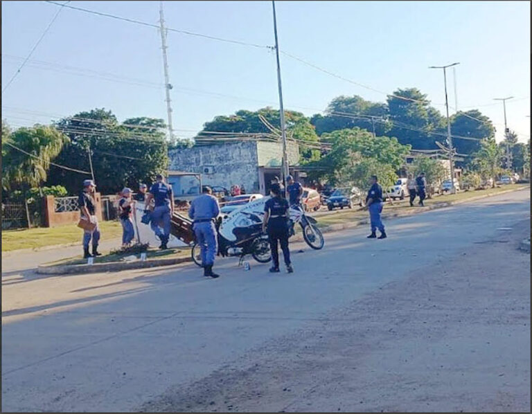 Un motociclista perdió la vida al colisionar con otro