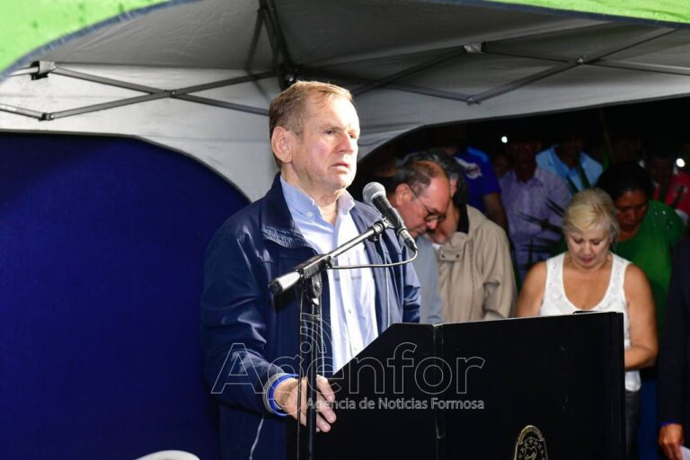 De Vido: Los artefactos LED del sistema lumínico de Belgrano fueron fabricados en el Polo Científico