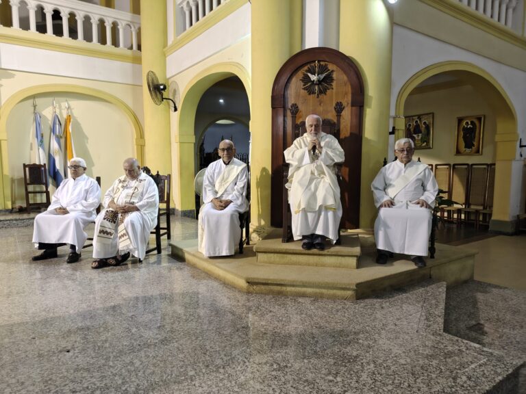 Noche Santa: Monseñor Conejero llamo a la paz y la esperanza en la Catedral de Formosa