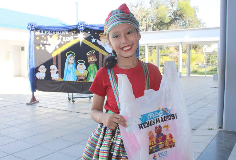 Como todos los años, el Gobierno entregó juguetes a los niños por el Día de Reyes