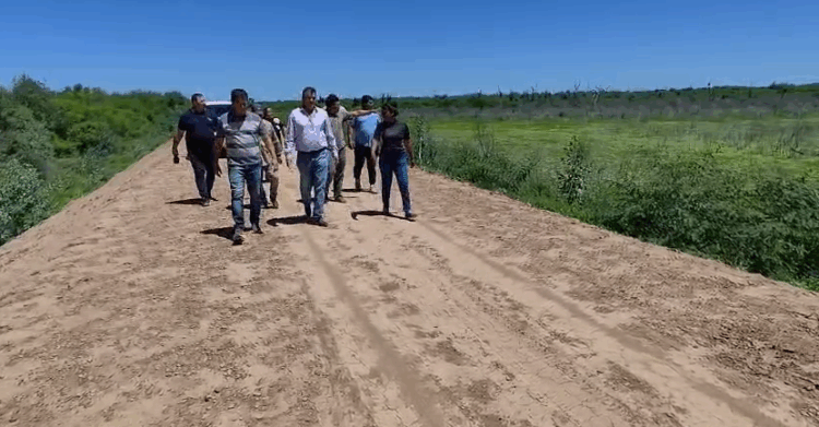Vialidad Provincial reforzó el anillo defensivo de Campo del Cielo para garantizar la seguridad de las familias
