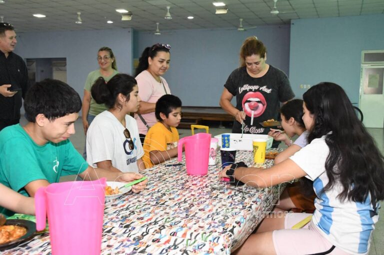La EPEP N 446 mantiene sus puertas abiertas con servicio nutricional y realiza mantenimiento integral del predio