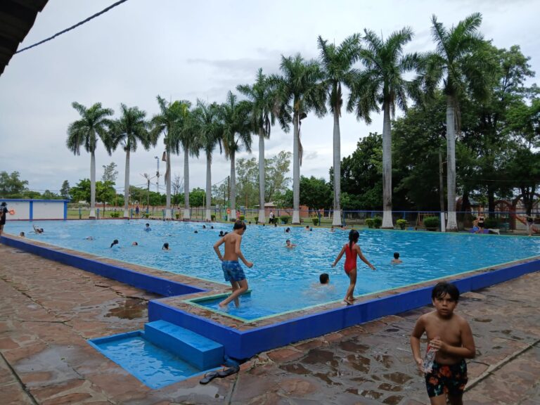 La Colonia de Vacaciones Municipal cerró su primer módulo con una jornada recreativa y de pileta libre