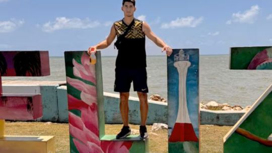 Es cordobés, se mostró en Facebook y hoy juega en la liga de Belice