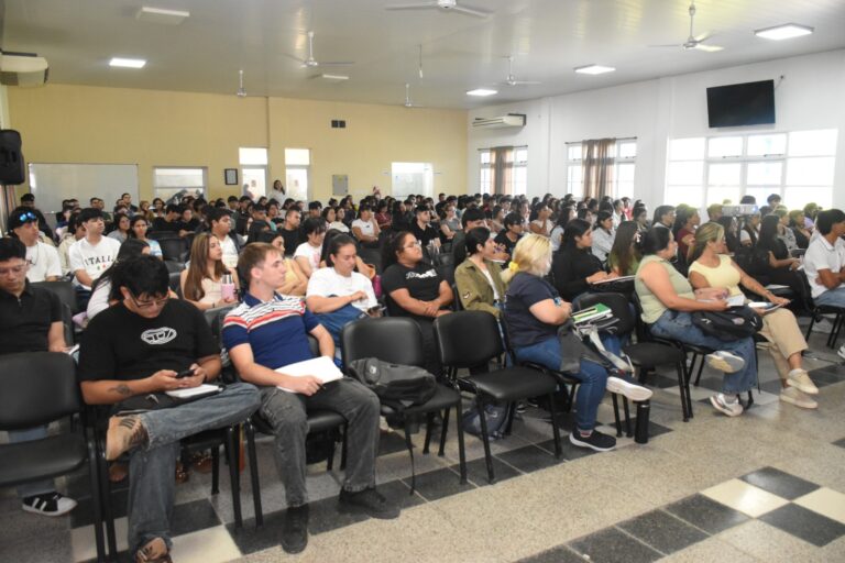 Con 553 aspirantes, la UPLaB inició el Curso Básico Introductorio 2026