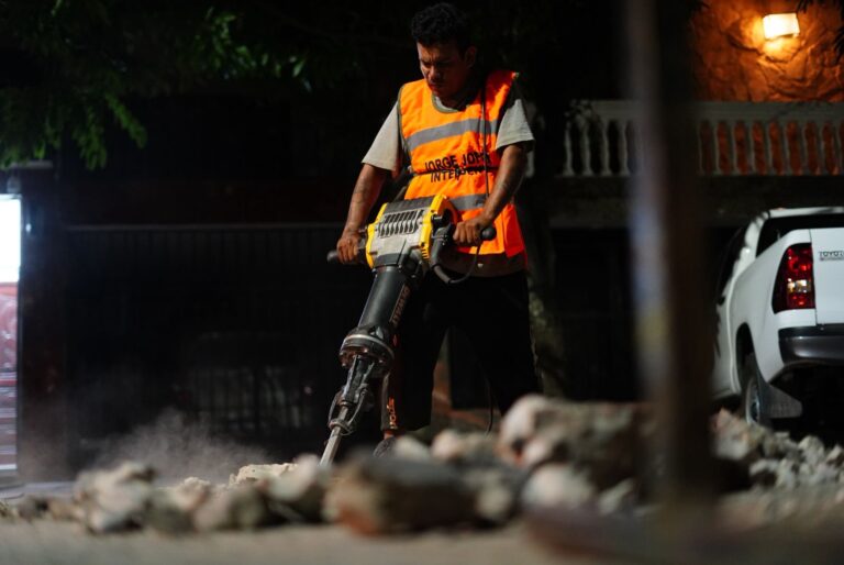 Ofensiva contra los baches: Intensifican el uso de asfalto en frío para agilizar la reparación de calles