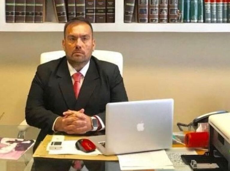 Cárcel para la infancia: la doctrina de persecución que degrada la Constitución (Por Dr. Carlos Roble)