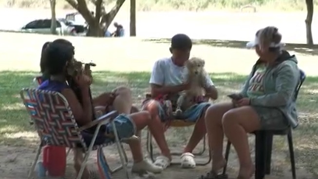 EL PROGRAMA TU MASCOTA FELIZ ATENDIÓ ENINSTALACIONES DEL CAMPING MUNICIPAL