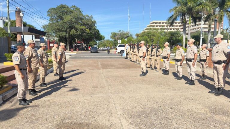 El Secretario de Seguridad Nacional junto al Prefecto Nacional recorrieron dependencias de Prefectura en el norte del país