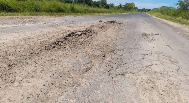 Emergencia en el Acceso a Gran Guardia: Cráteres, Abandono Político local y el Fantasma del Aislamiento