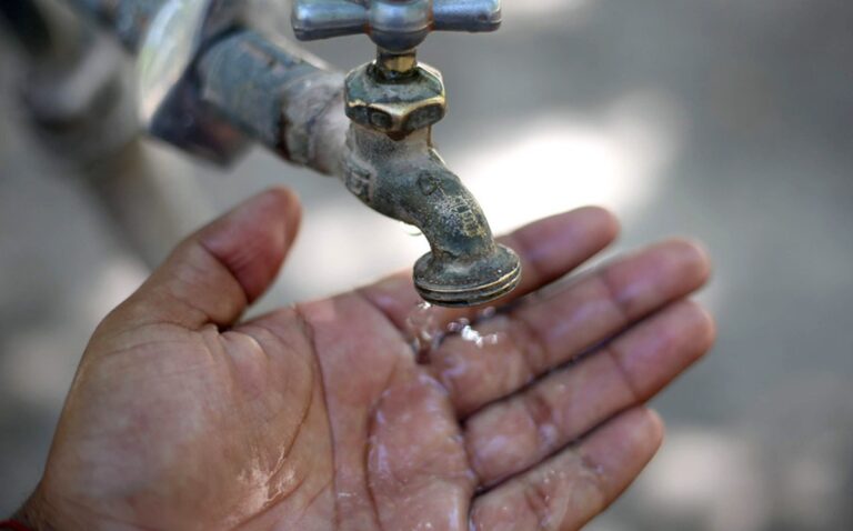 Clorinda sin agua potable: una crisis que arrecia bajo el sol formoseño