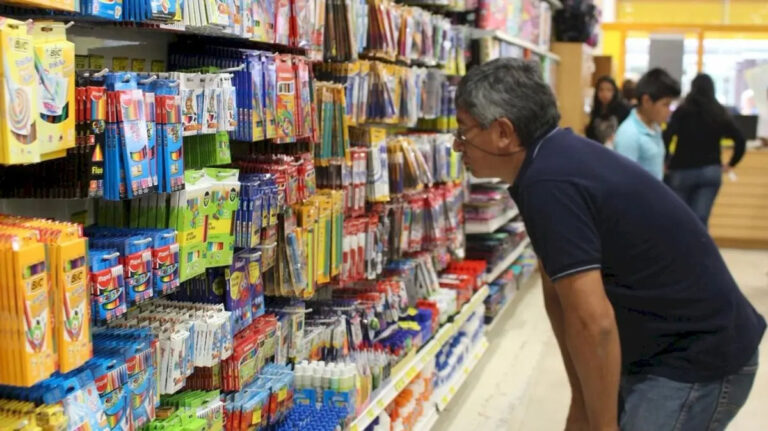 Golpe al bolsillo: útiles escolares con aumentos de hasta el 30%