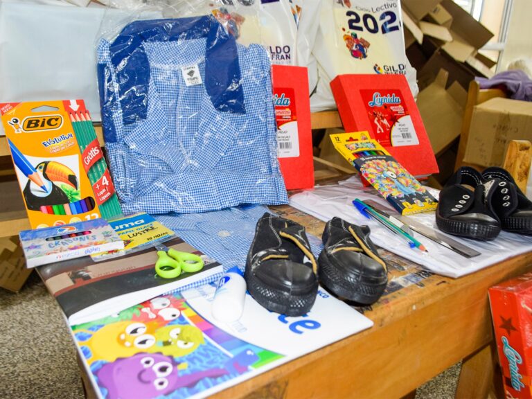 Desde el Gobierno de Formosa informaron que ya trabajan en el armado de los kits escolares, de cara al inicio del ciclo lectivo 2026