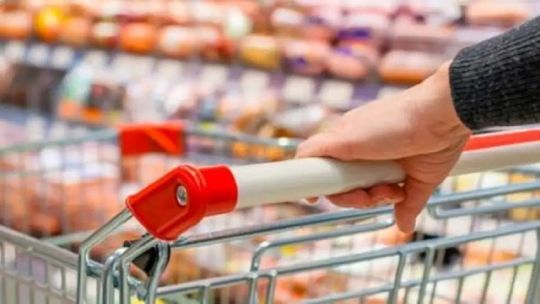 Fernando Savore sobre supermercados y almacenes: La gente ya no hace esa compra grande