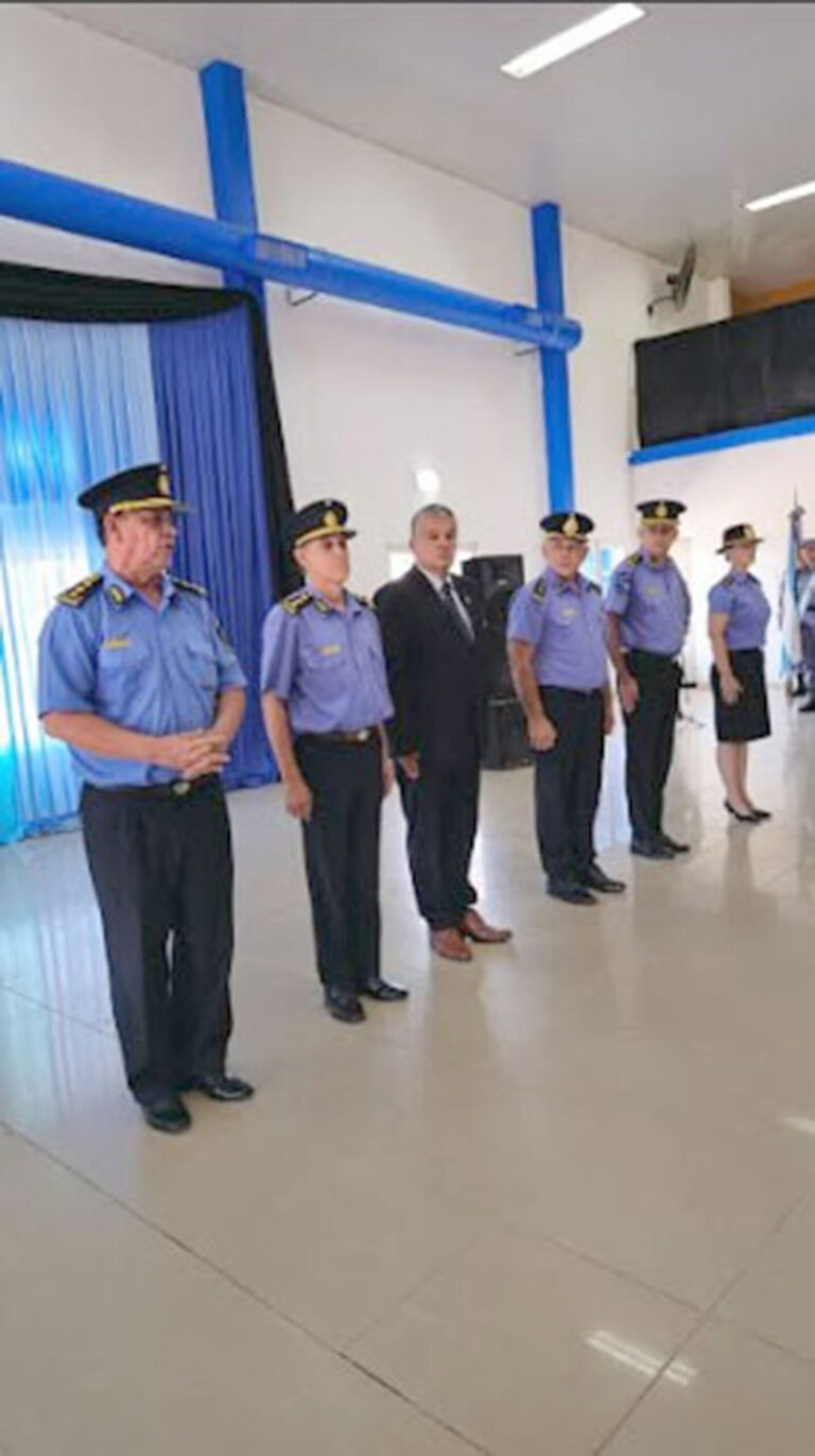 Se realizó el acto de posesión de cargo de los nuevos jefes de estructura policial