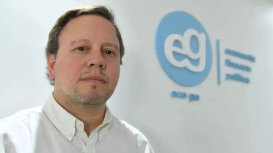 Sebastián Menescaldi: La compra de dólares en el banco minorista en febrero viene 70% por debajo de lo que fue en enero