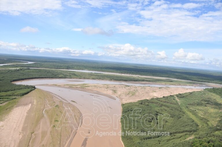 El caudal que ingresa a la provincia del ciclo de crecida del río Pilcomayo sigue un curso normal