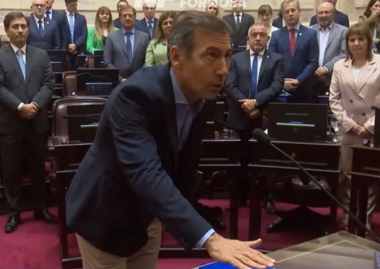 Luis Naidenoff asumió como Auditor General de la Nación