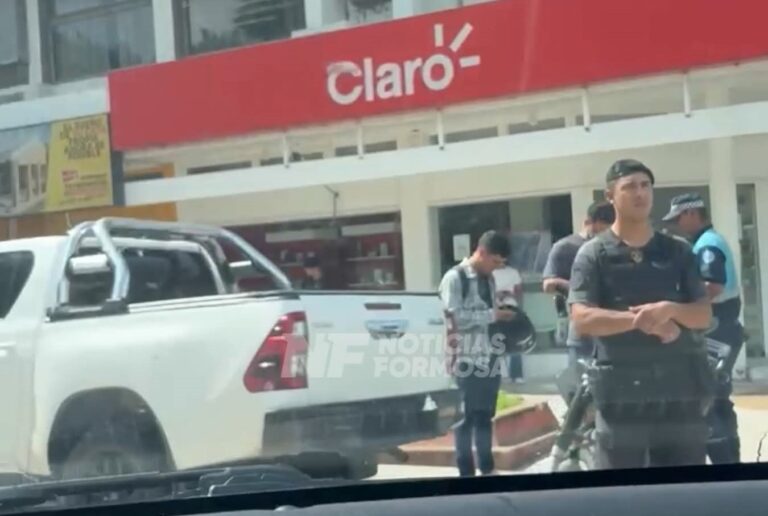 Secuestran en pleno centro una camioneta robada en Corrientes