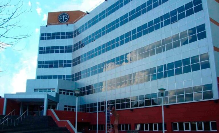 Prisión preventiva para una mujer que incendió intencionalmente la casa de su vecino del Barrio Salvador Gurrieri