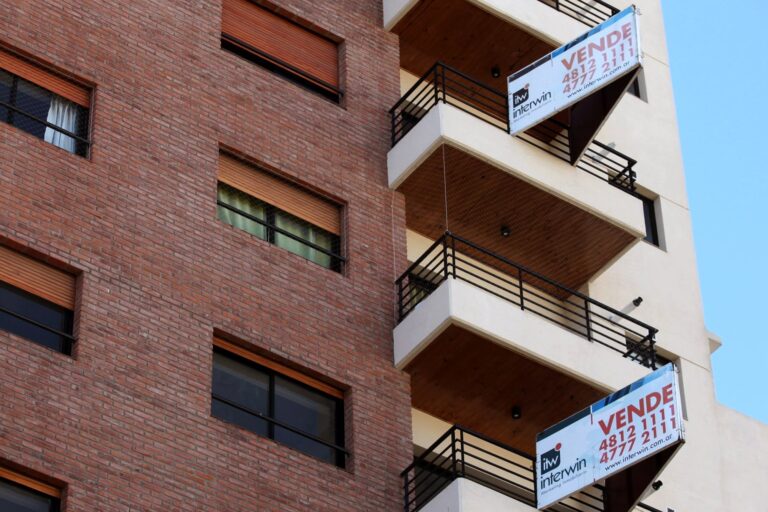 Créditos hipotecarios: cuánto hay que ganar para comprar un departamento en marzo 2026