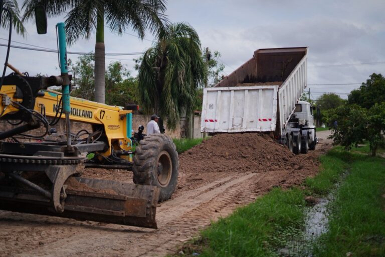 Mantenimiento de calles en varios sectores de la ciudad de manera simultánea