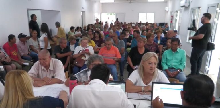 Caja de Previsión Social en El Colorado: en un operativo de la entidad, se atendieron Servicios a los beneficiarios del organismo