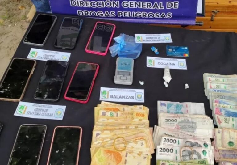 Detuvieron a un padre y su hija por venta de drogas en el barrio San Juan Bautista