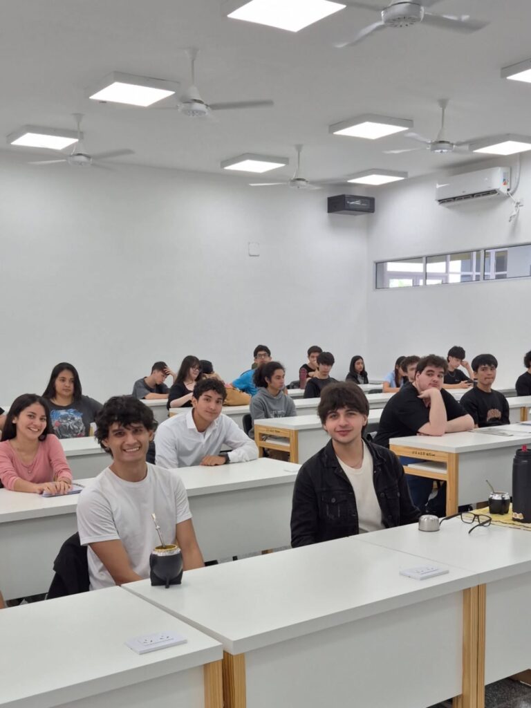 El IPF inició las clases: Las aulas vuelven a vibrar con el talento de nuestros estudiantes