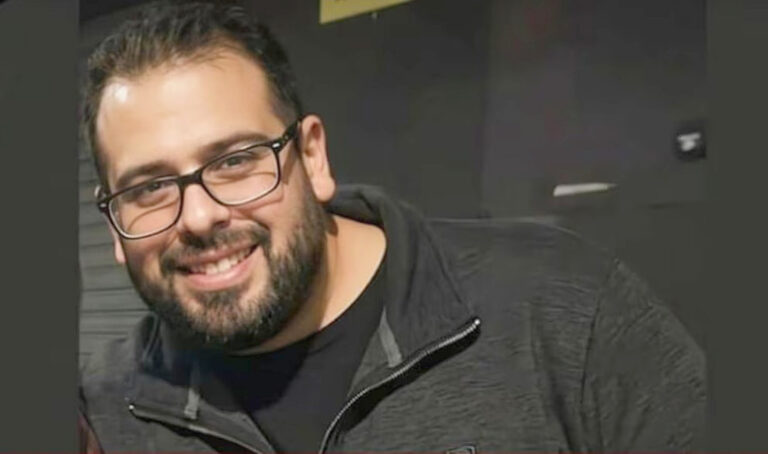 Un docente fue asesinado mientras manejaba como chofer para una app de viajes: un policía habría intentado robarle