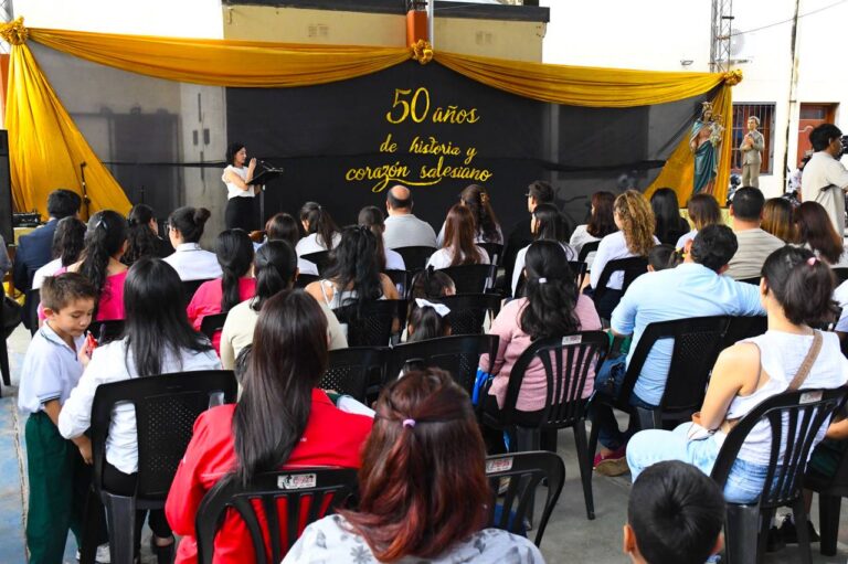 Santo Domingo Savio celebró 50 años de trayectoria escolar