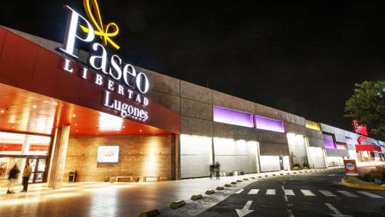 Cuatro hipermercados de Libertad pasan a manos de La Anónima en Córdoba