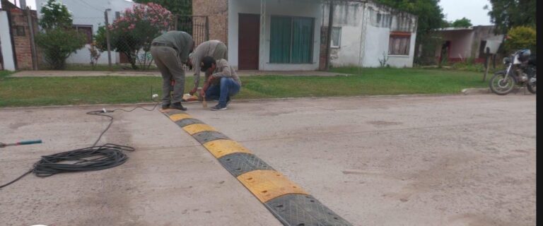 Colocación de Más Reductores de Velocidady a Pedido de Vecinos, Para Mayor Seguridad