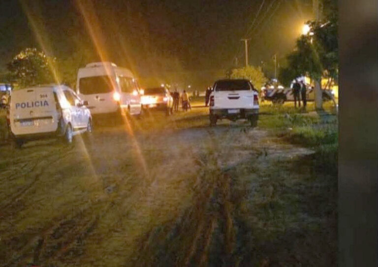 Una joven recibió un disparo y su pareja terminó detenida