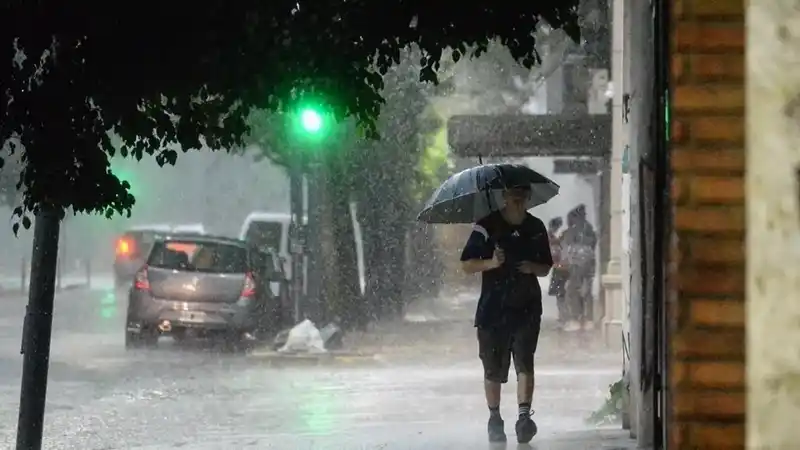 Alertas naranja y amarilla por tormentas fuertes en Formosa ...