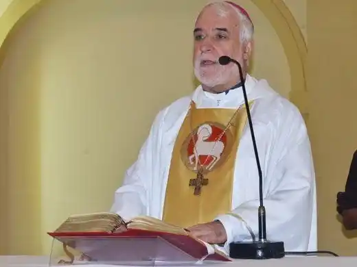 Monseñor José Vicente Conejero Gallego durante la misa en la Catedral de Formosa