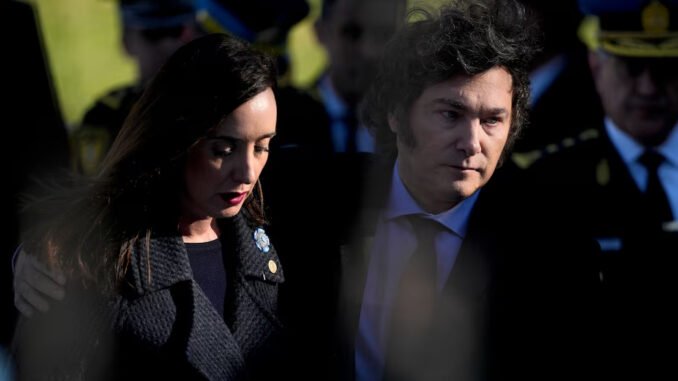 Victoria Villarruel y Javier Milei en un acto oficial