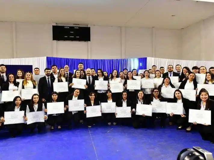 Gobernador Gildo Insfrán durante el acto de colación en la UPLaB